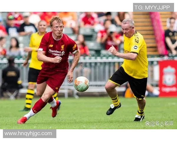 无法驰骋的足球明星背后的故事与奋斗历程